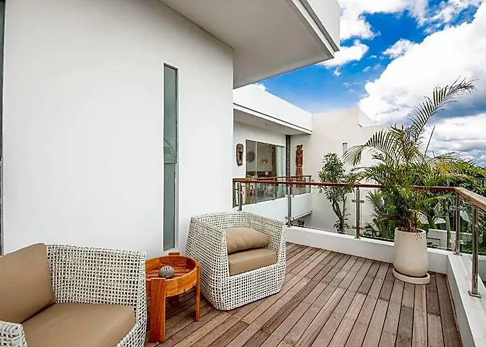 Sol N1 - Incredible 4 Bds Near Finns Club